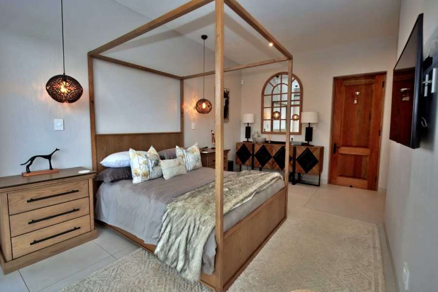 4 Bedroom Property for Sale in Stilbaai Wes Western Cape